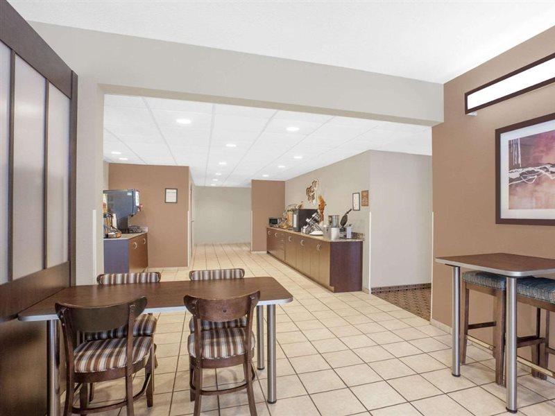 Microtel Inn & Suites By Wyndham Manchester - Newly Renovated Zewnętrze zdjęcie