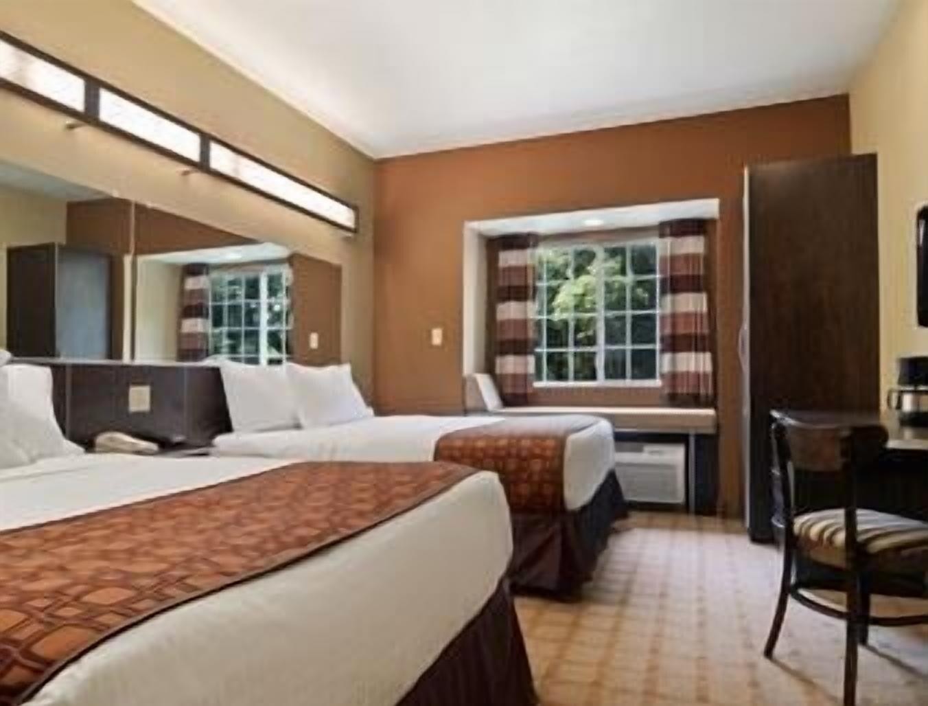 Microtel Inn & Suites By Wyndham Manchester - Newly Renovated Zewnętrze zdjęcie