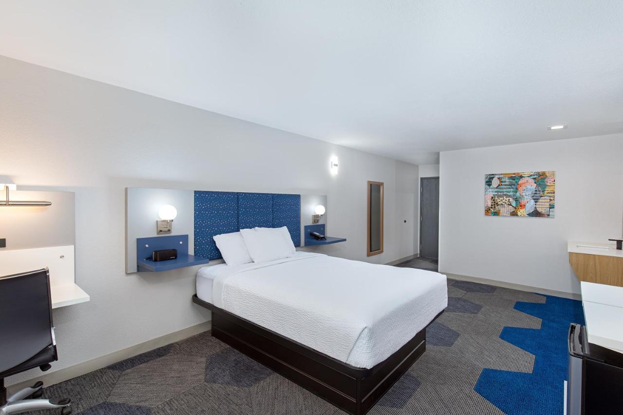 Microtel Inn & Suites By Wyndham Manchester - Newly Renovated Zewnętrze zdjęcie
